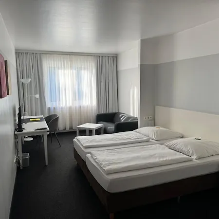 U Muelheim Free Parking Highspeed Wifi מלון דירות *