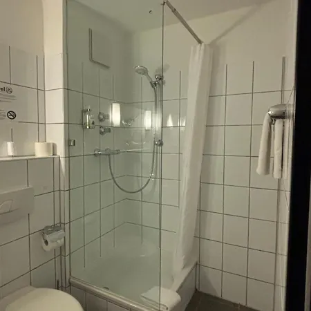 מלון דירות U Muelheim Free Parking Highspeed Wifi *